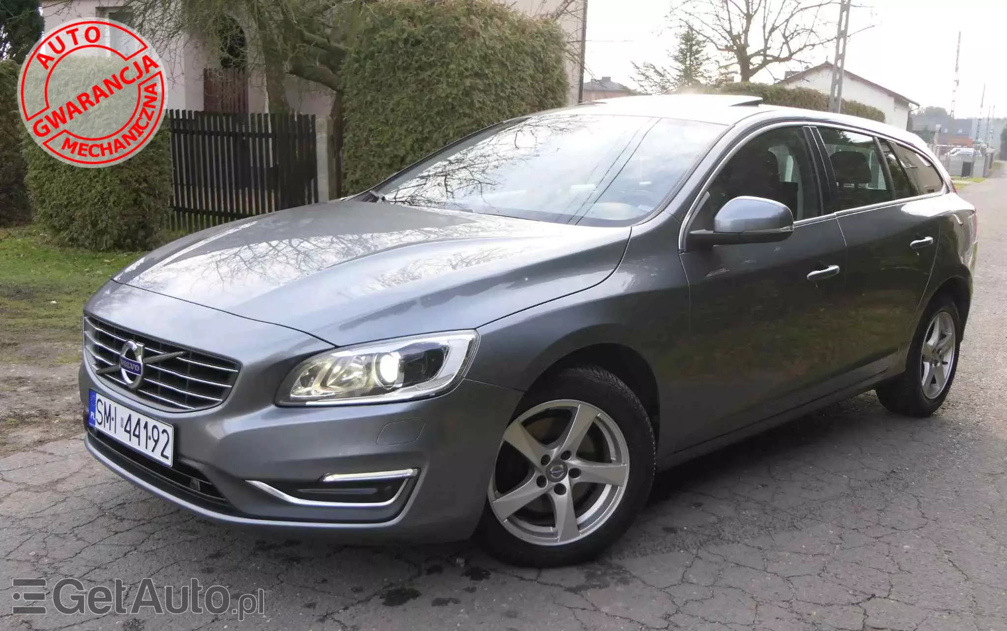 VOLVO V60 