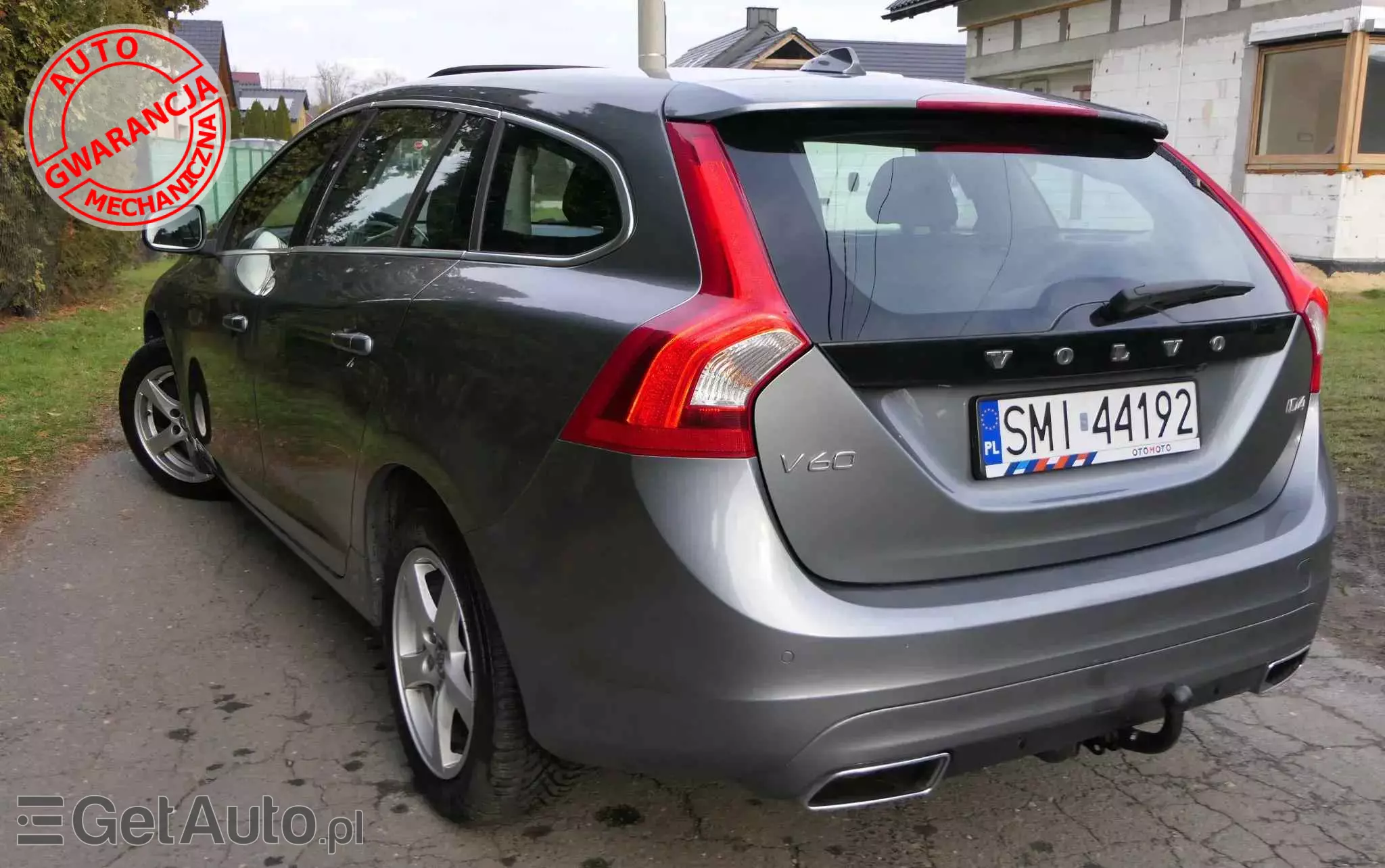 VOLVO V60 