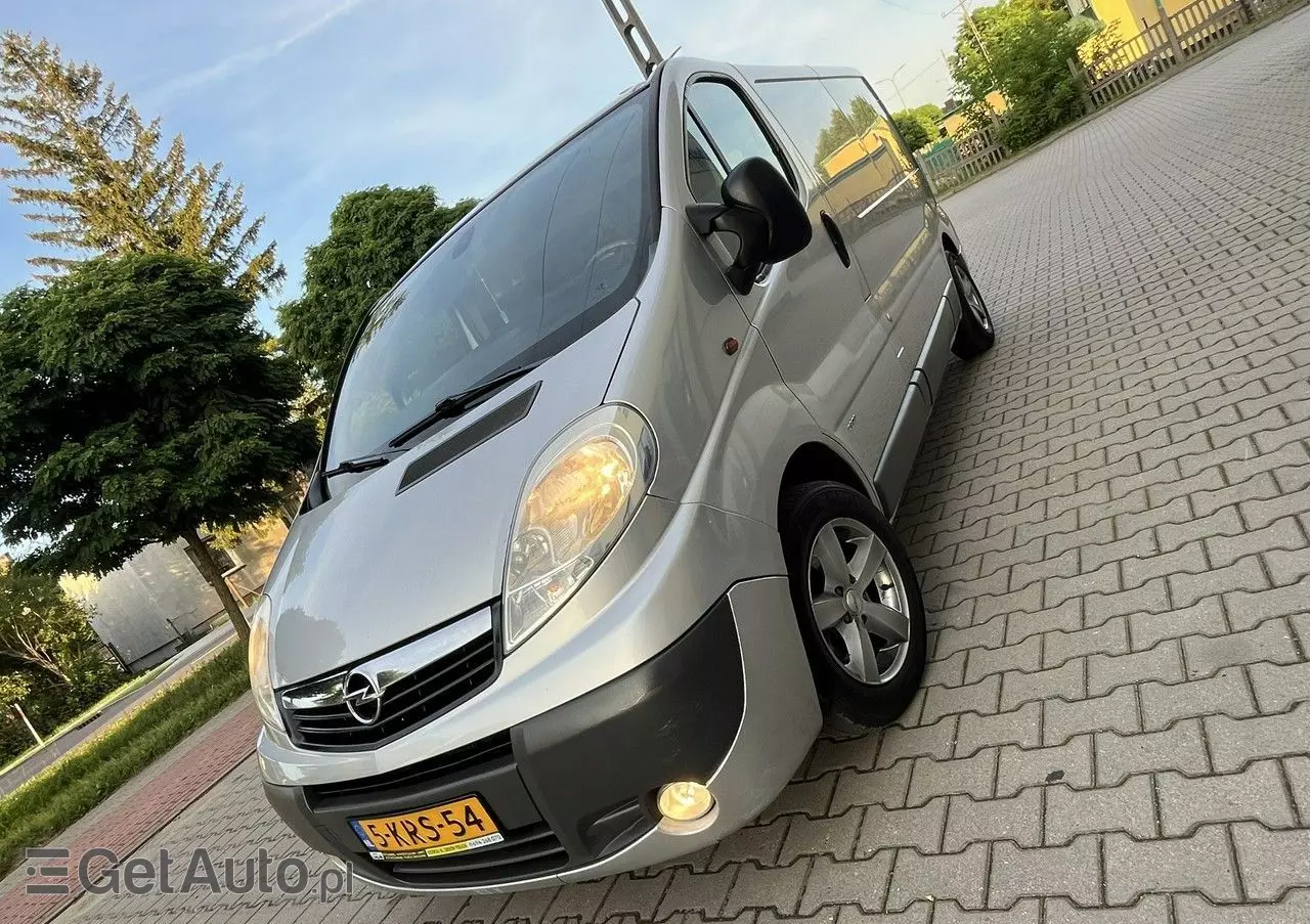 OPEL Vivaro 