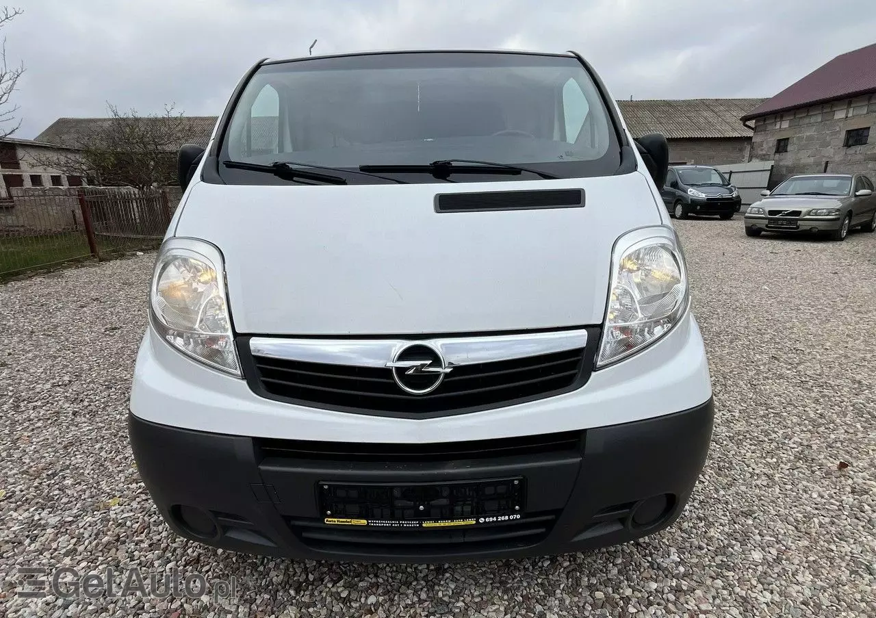 OPEL Vivaro 