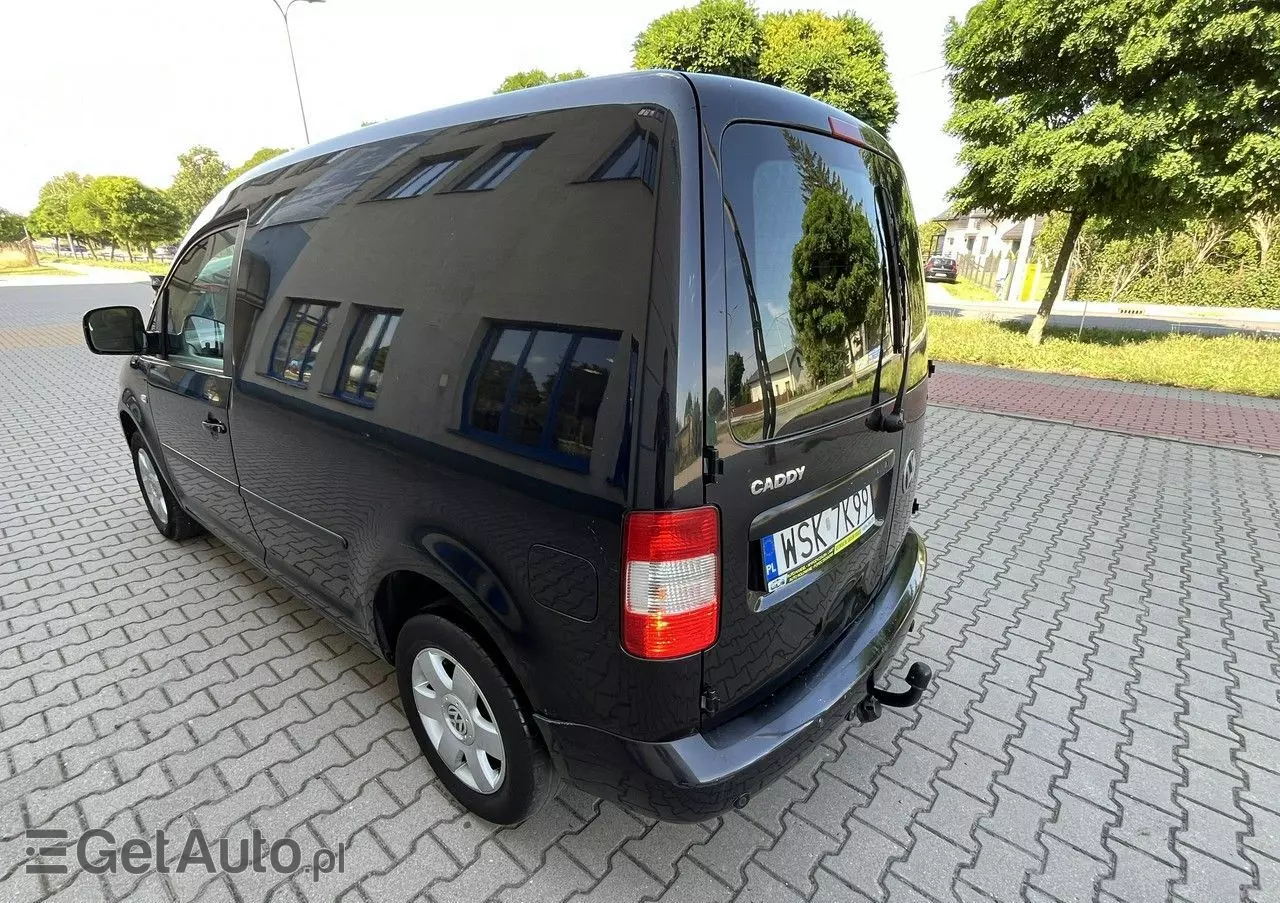 VOLKSWAGEN Caddy 