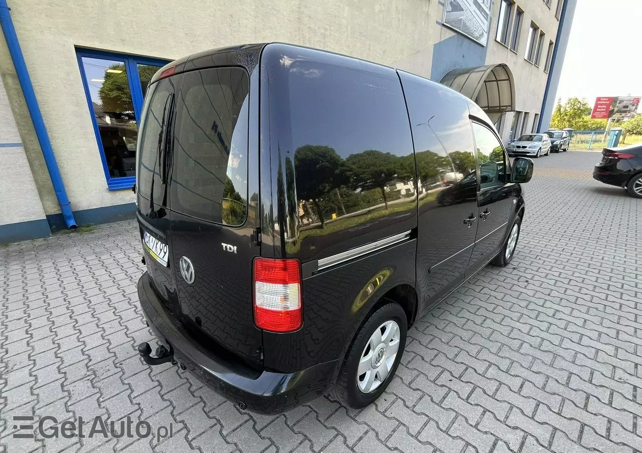 VOLKSWAGEN Caddy 