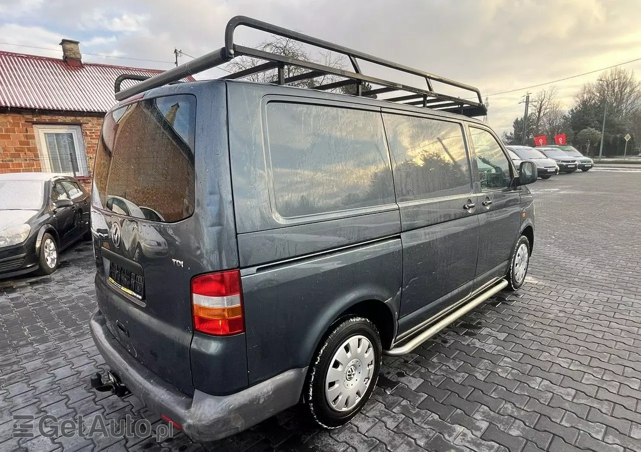 VOLKSWAGEN Transporter 