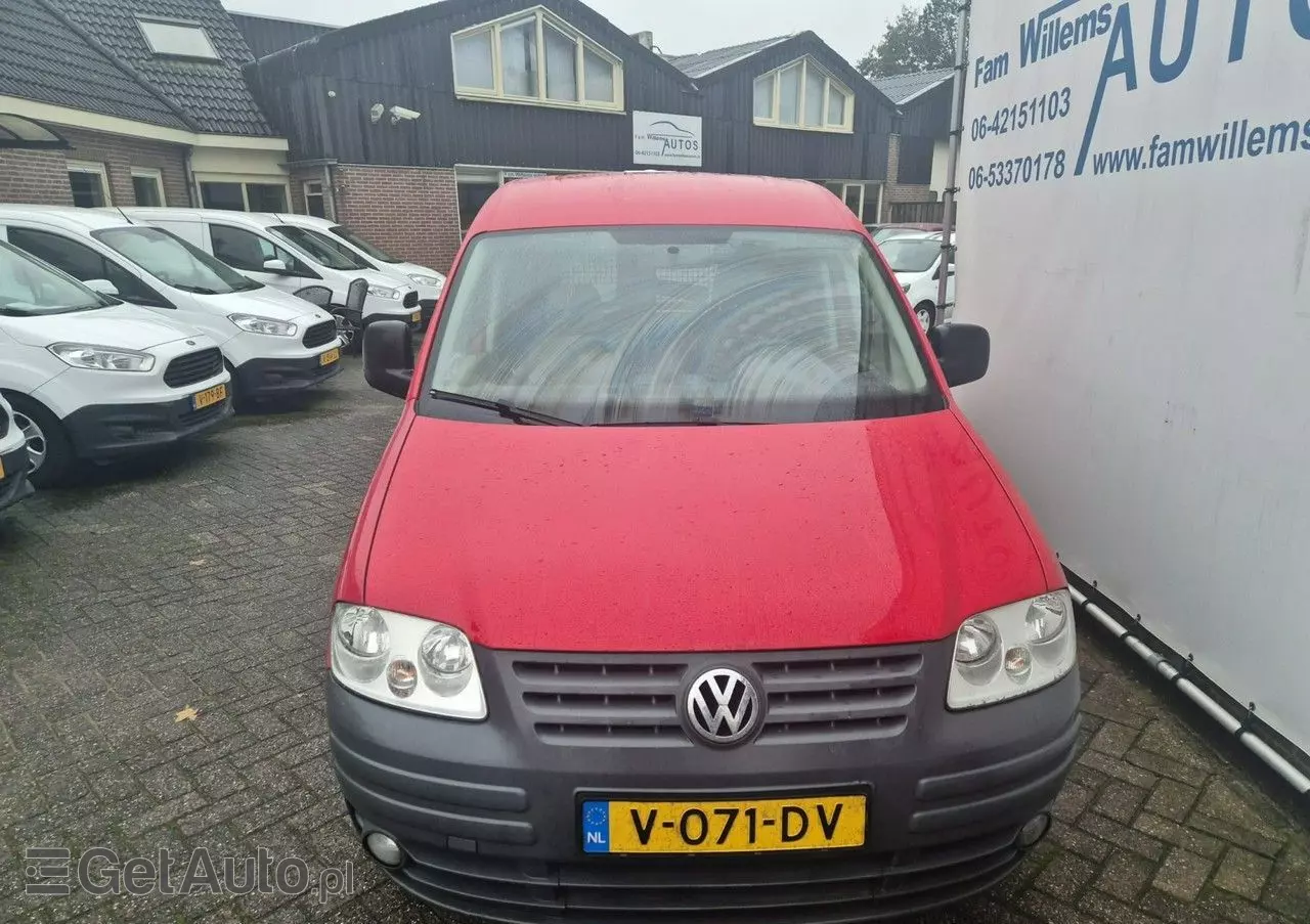 VOLKSWAGEN Caddy 