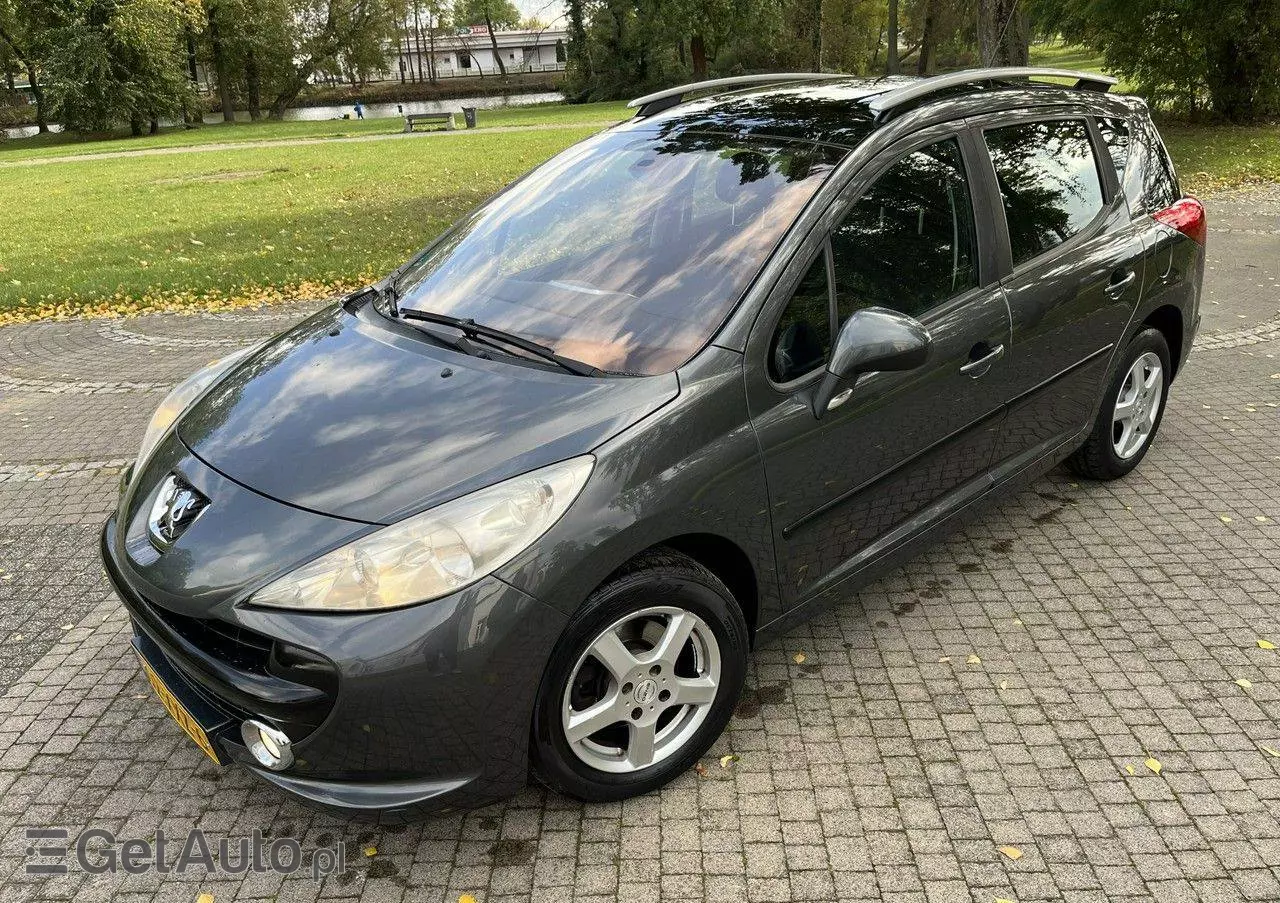 PEUGEOT 207 