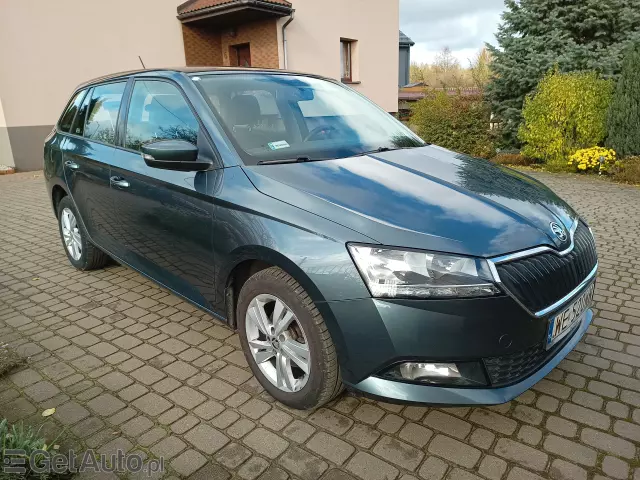 SKODA Fabia Ambition