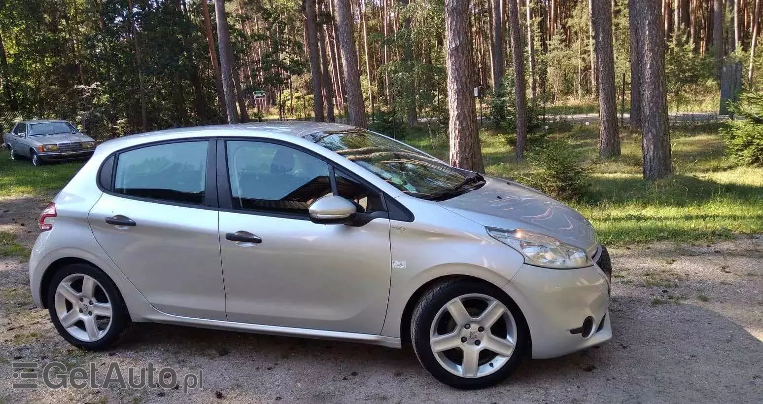 PEUGEOT 208 HDi 68 Like