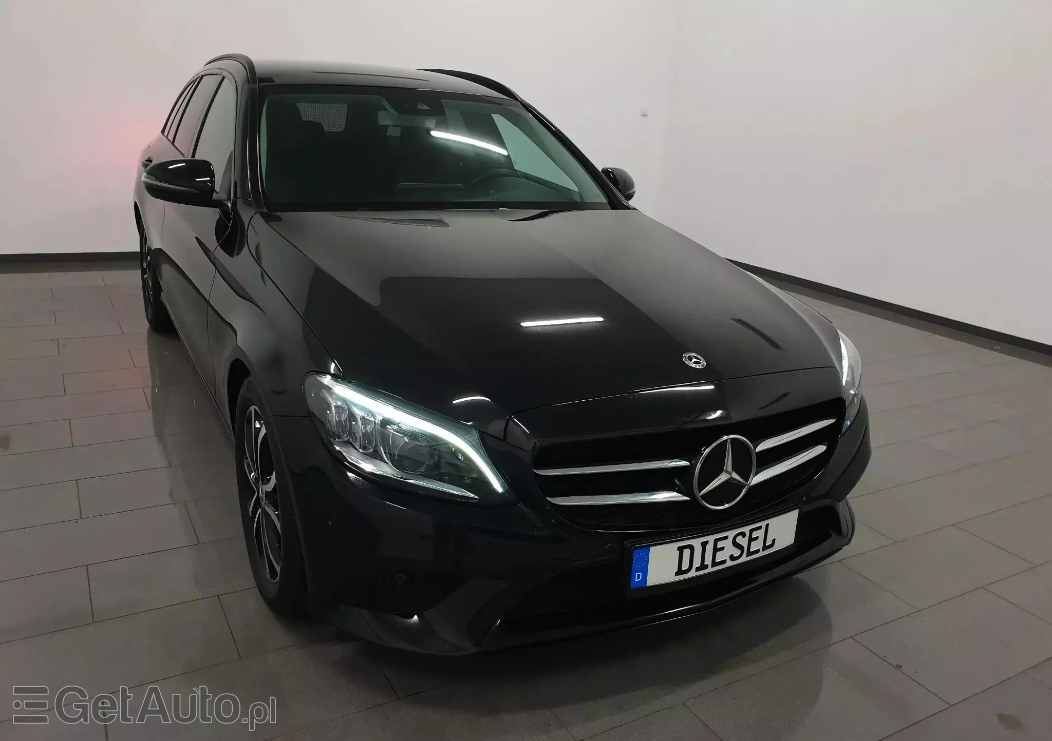 MERCEDES-BENZ Klasa C 220 d T 9G-TRONIC Avantgarde