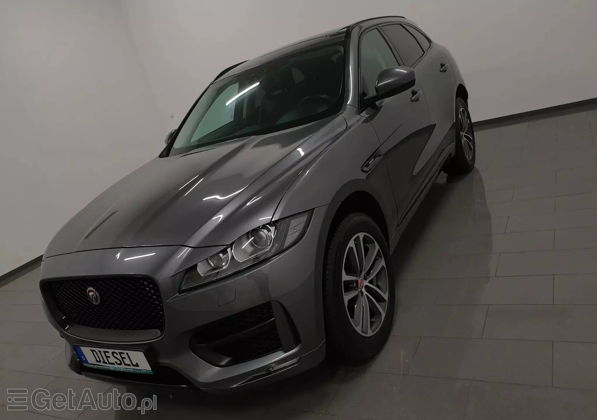 JAGUAR F-Pace 20d AWD R-Sport