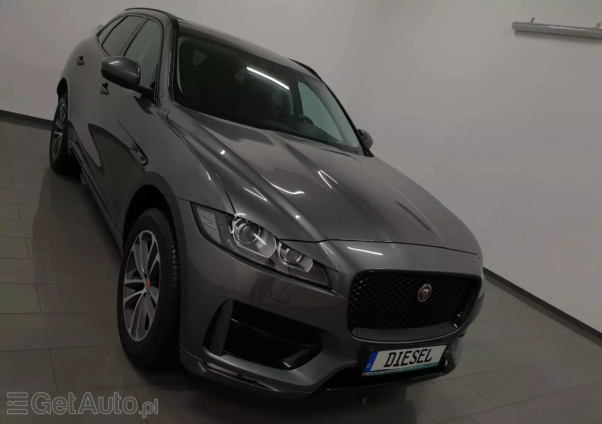 JAGUAR F-Pace 20d AWD R-Sport