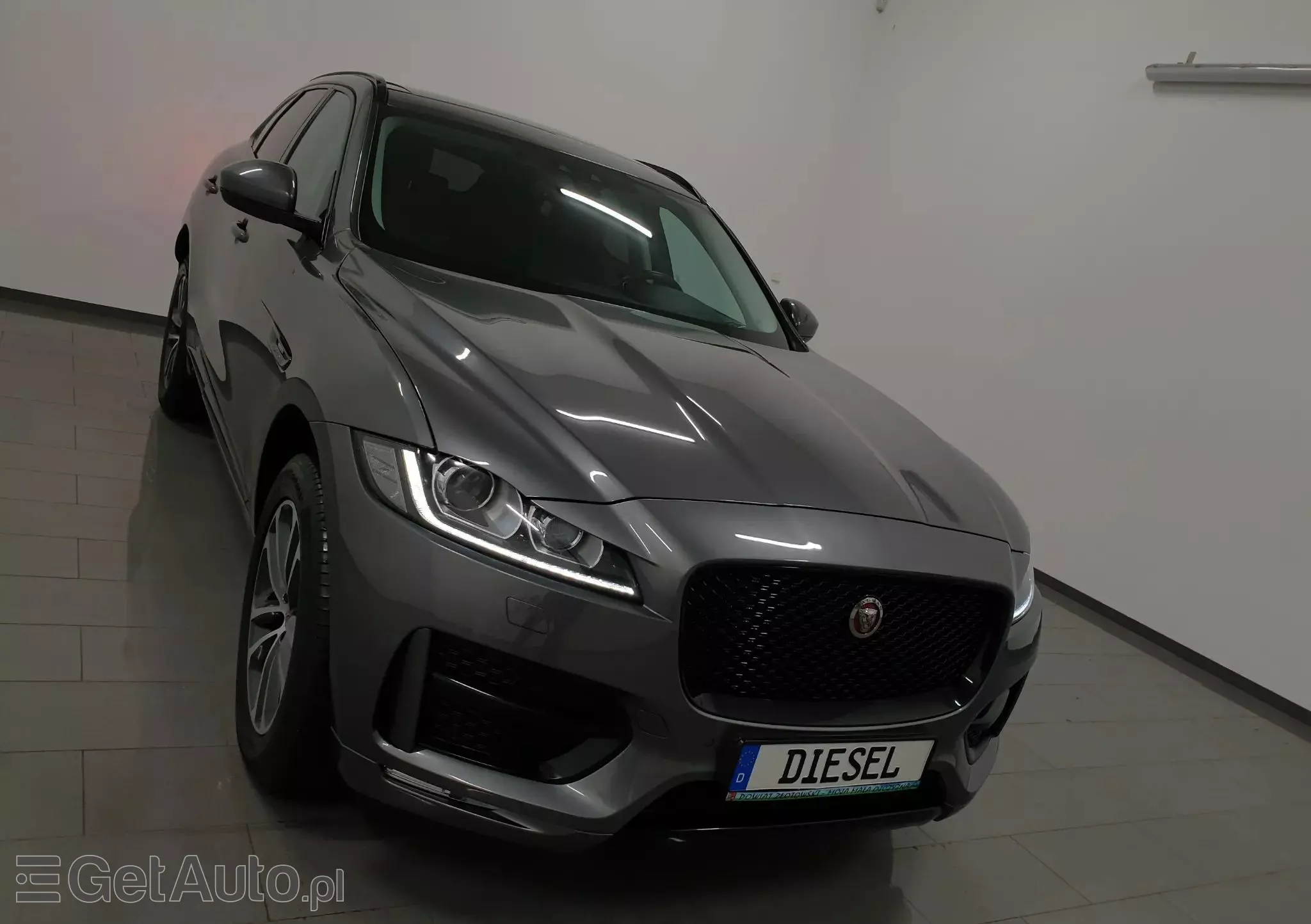 JAGUAR F-Pace 20d AWD R-Sport