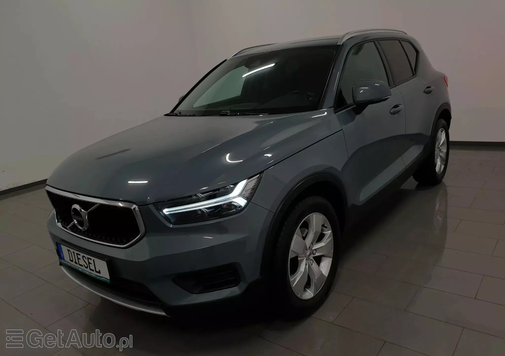 VOLVO XC 40 