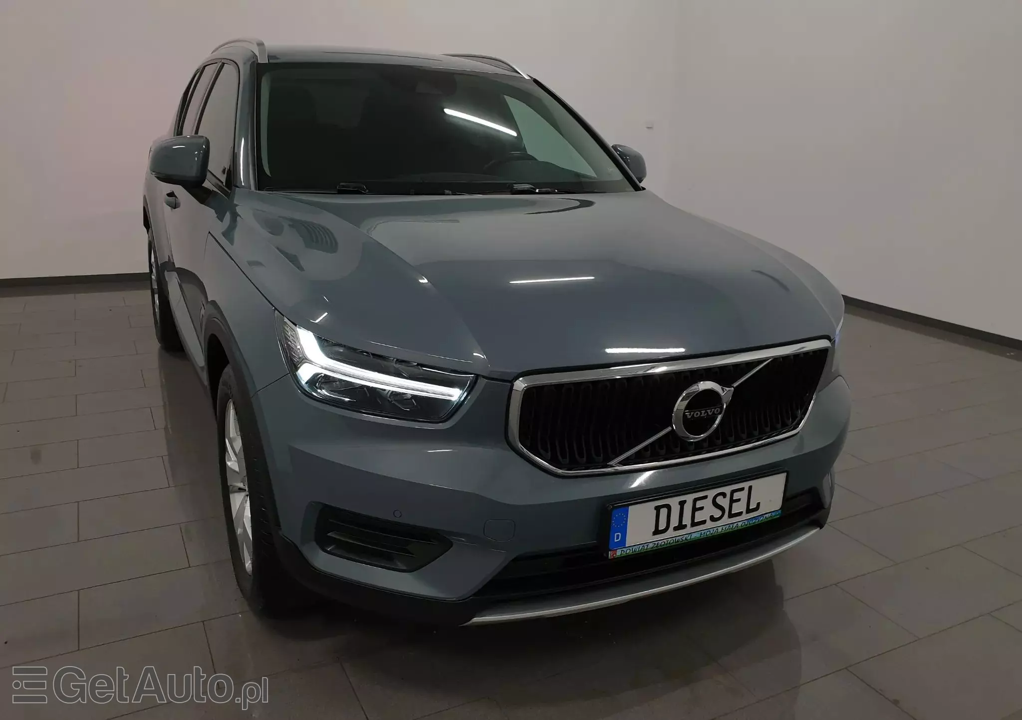 VOLVO XC 40 