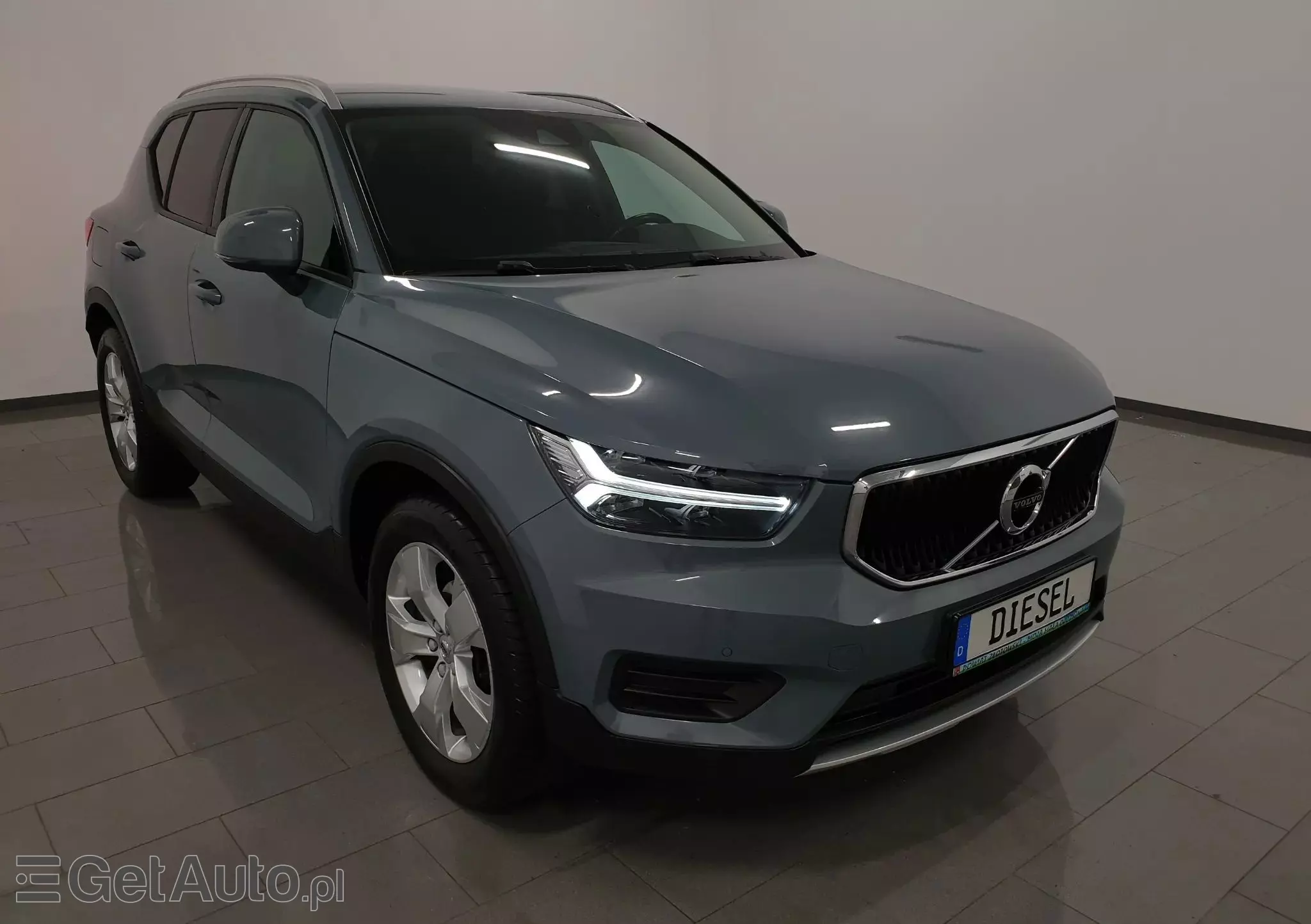 VOLVO XC 40 