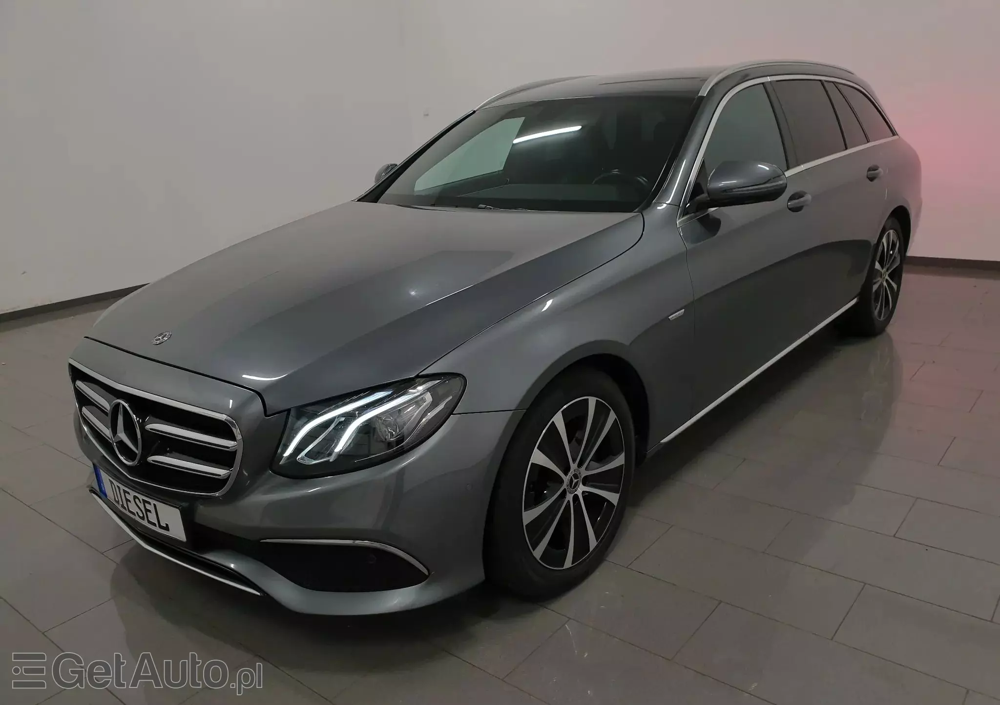 MERCEDES-BENZ Klasa E 220 d 4-Matic 9G-TRONIC