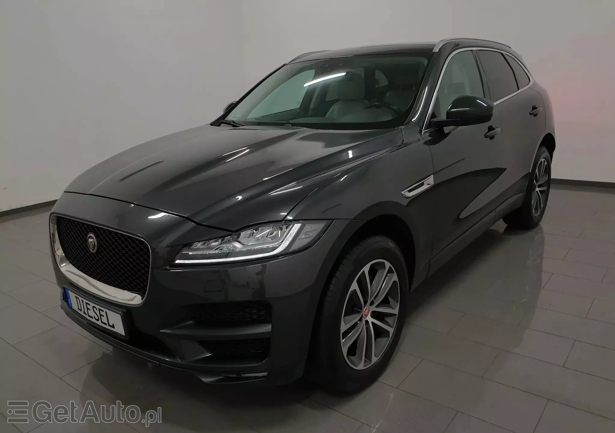 JAGUAR F-Pace 2.0 i4D AWD R-Sport