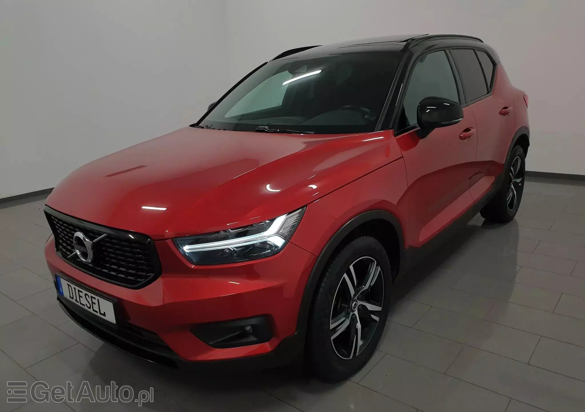 VOLVO XC 40 D3 R-Design