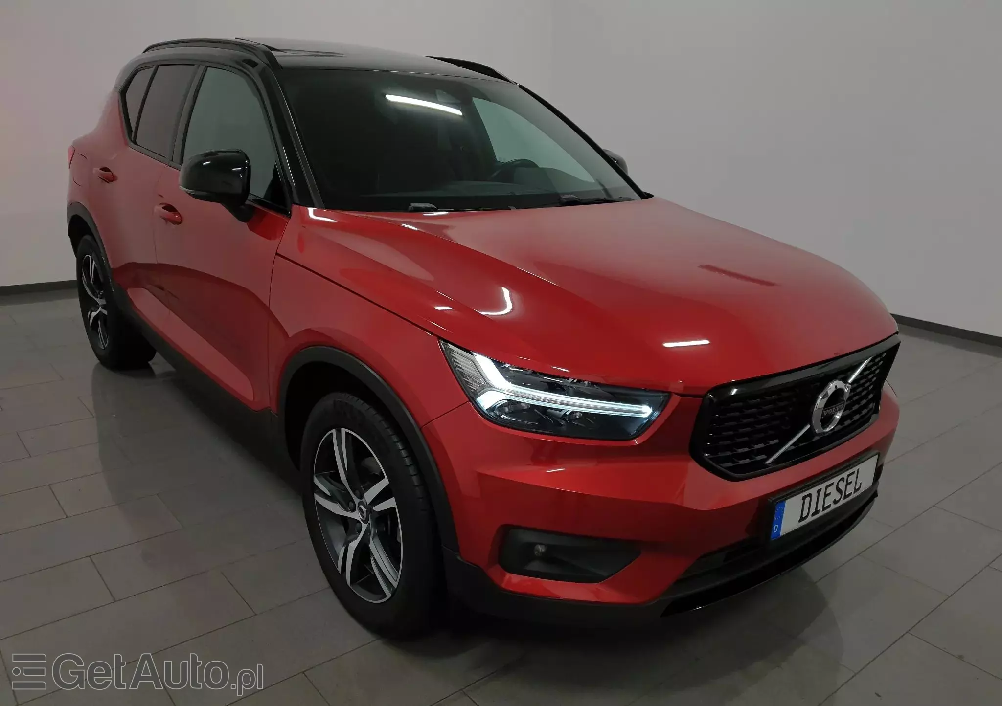 VOLVO XC 40 D3 R-Design