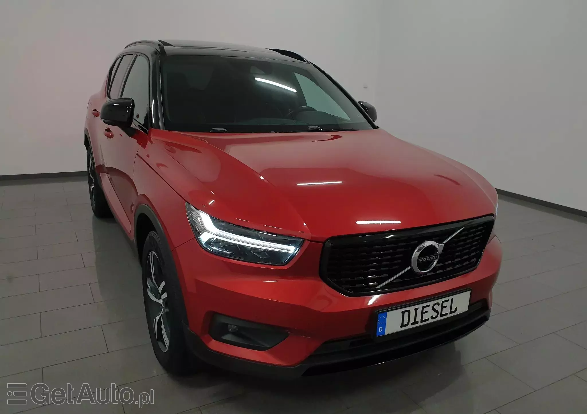 VOLVO XC 40 D3 R-Design