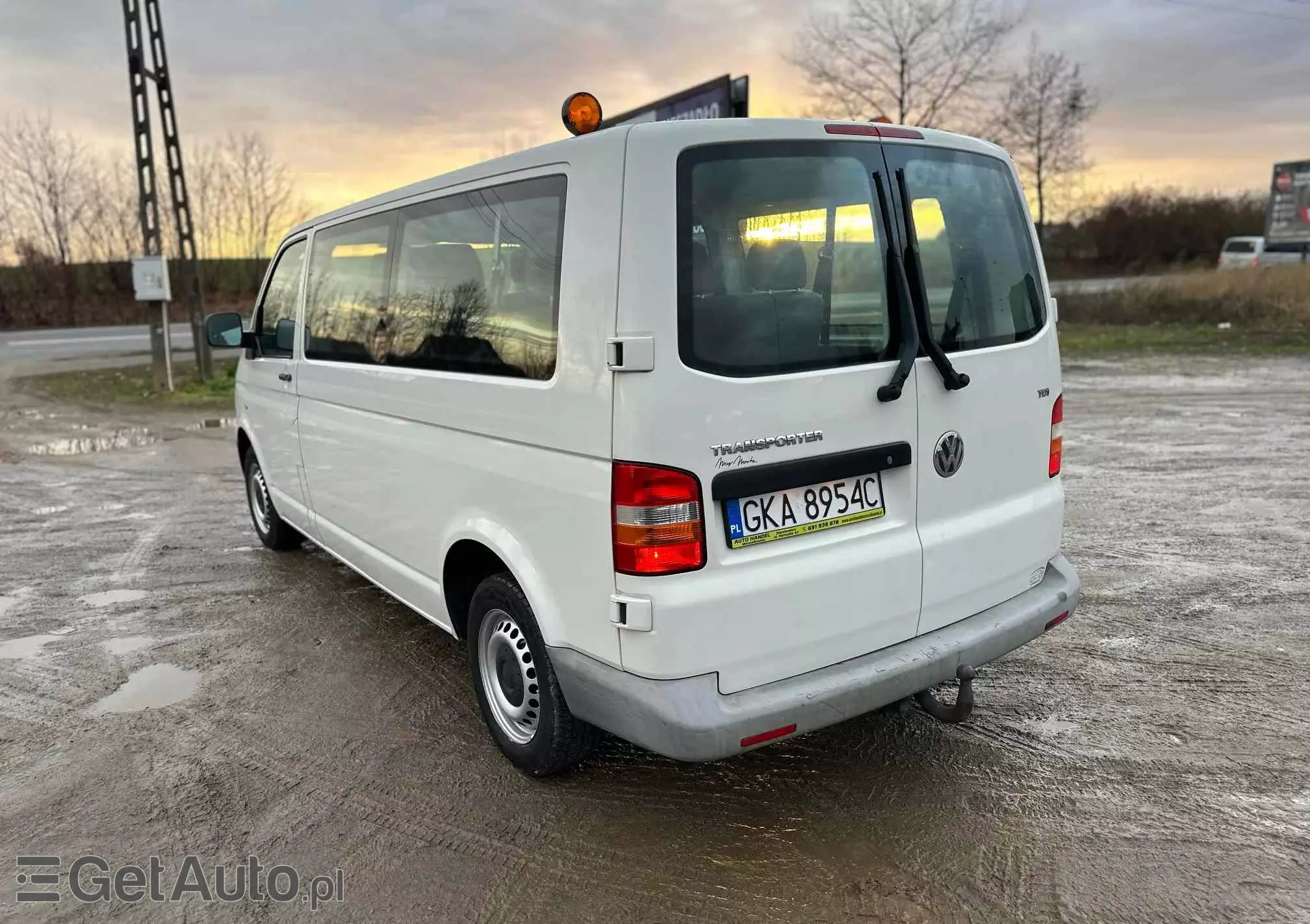 VOLKSWAGEN Transporter 