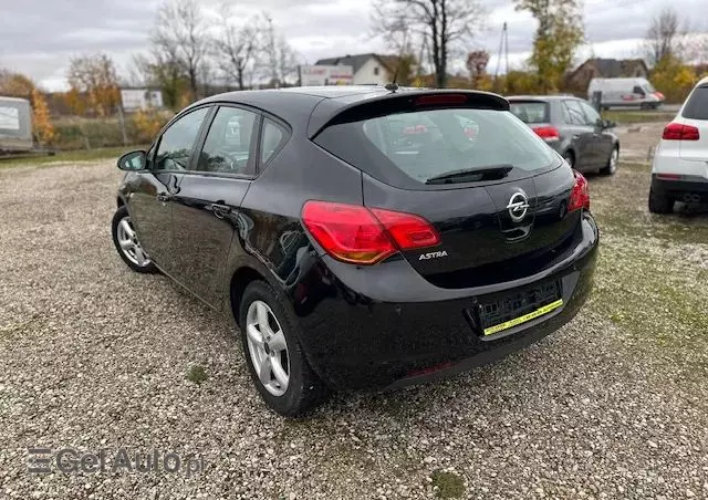 OPEL Astra 1.4 Active