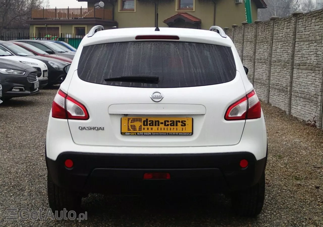 NISSAN Qashqai 1.6 visia