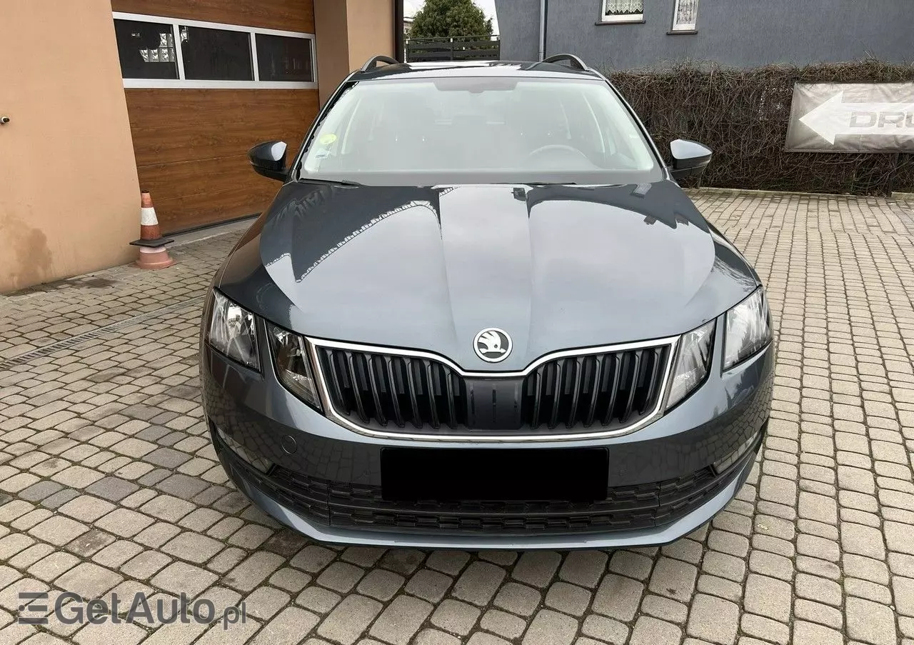 SKODA Octavia 1.6 TDI SCR Style