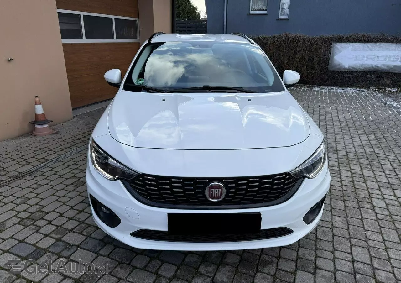 FIAT Tipo 1.4 T-Jet 16v Lounge EU6