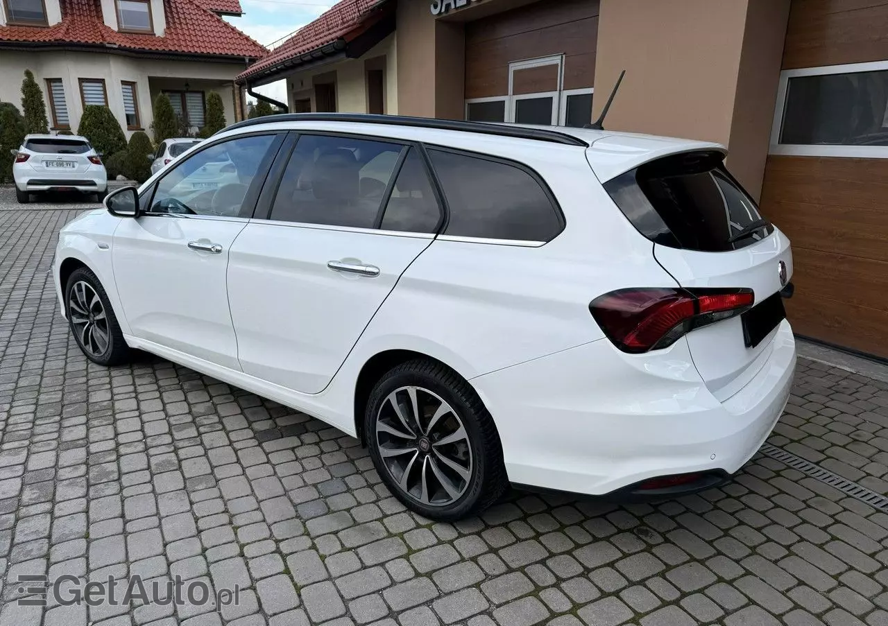 FIAT Tipo 1.4 T-Jet 16v Lounge EU6