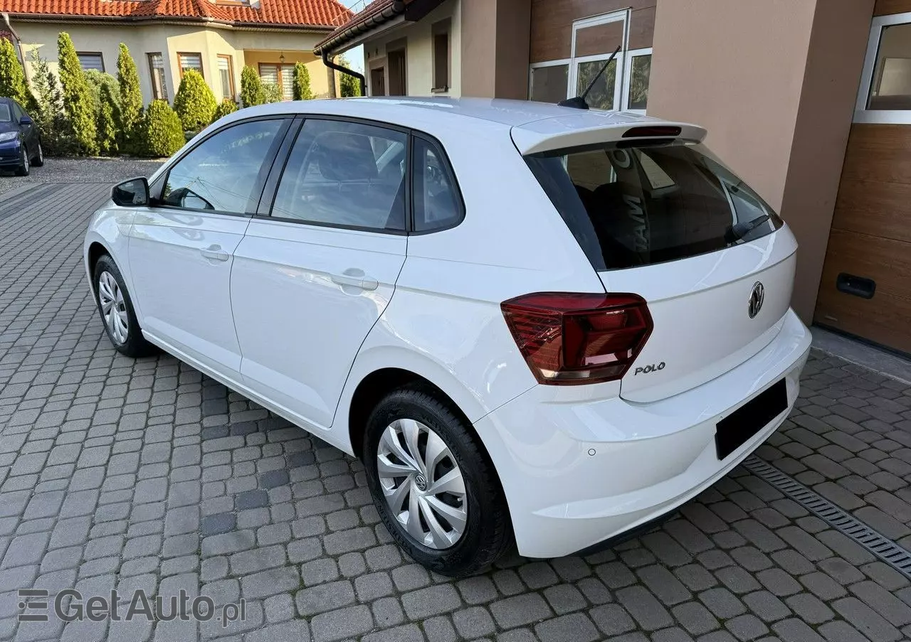 VOLKSWAGEN Polo 1.0 Comfortline