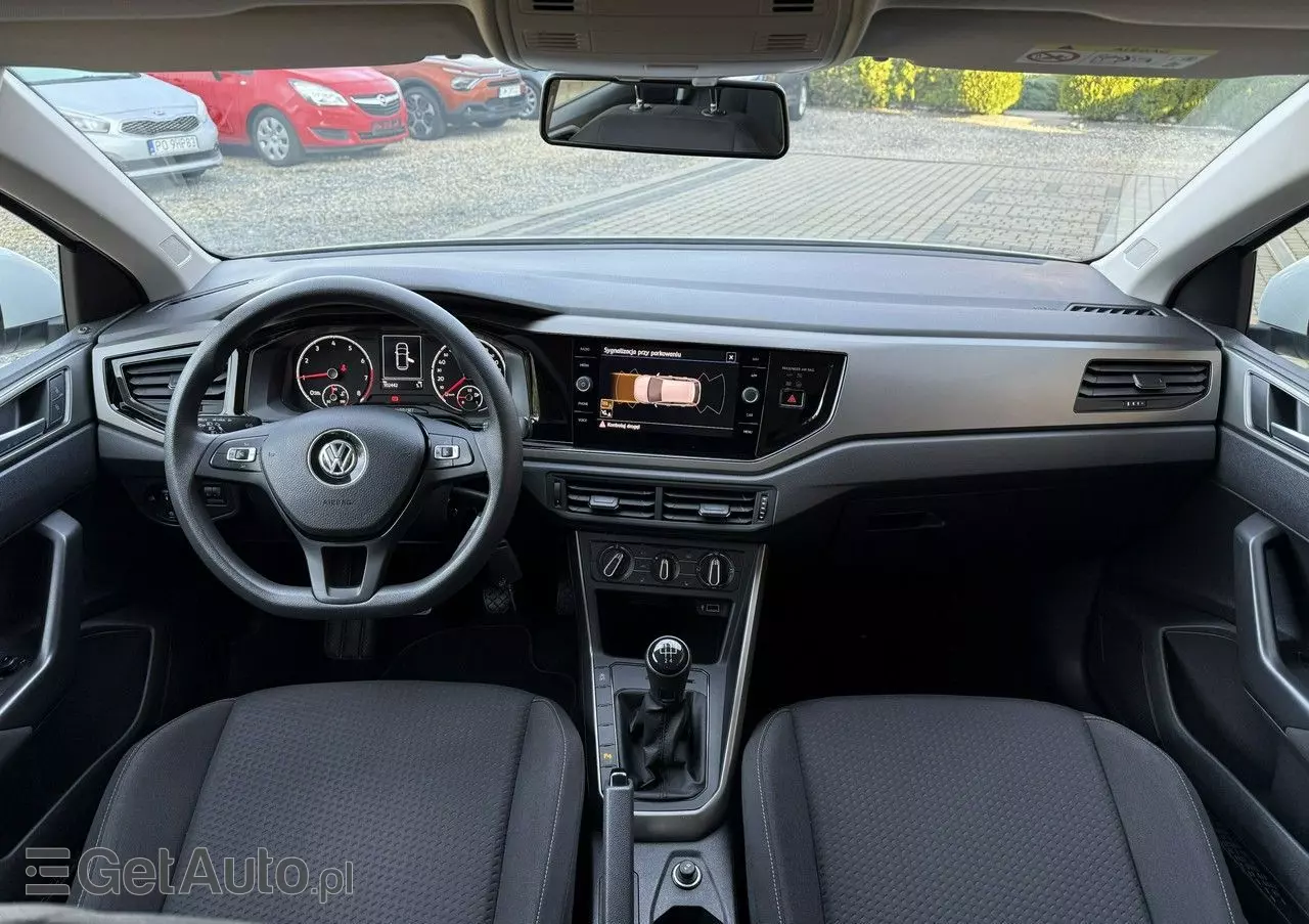 VOLKSWAGEN Polo 1.0 Comfortline