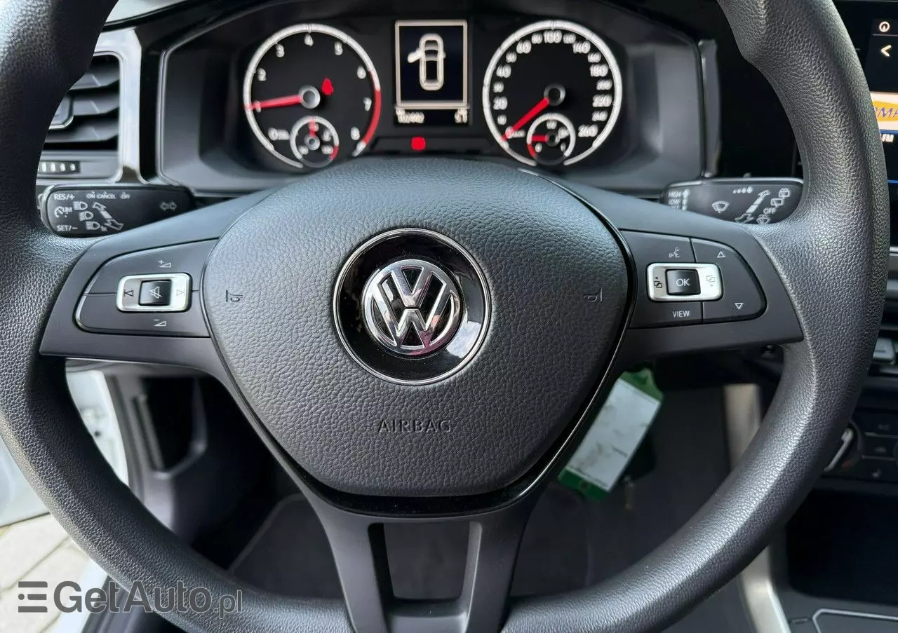 VOLKSWAGEN Polo 1.0 Comfortline