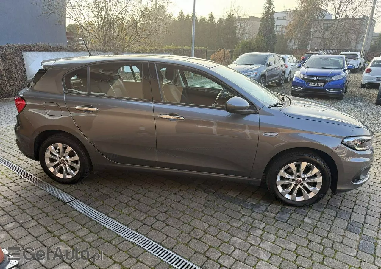 FIAT Tipo 1.4 T-Jet 16v Lounge