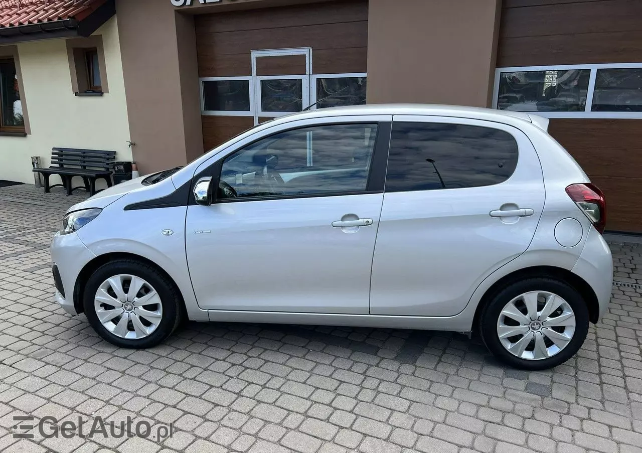 PEUGEOT 108 