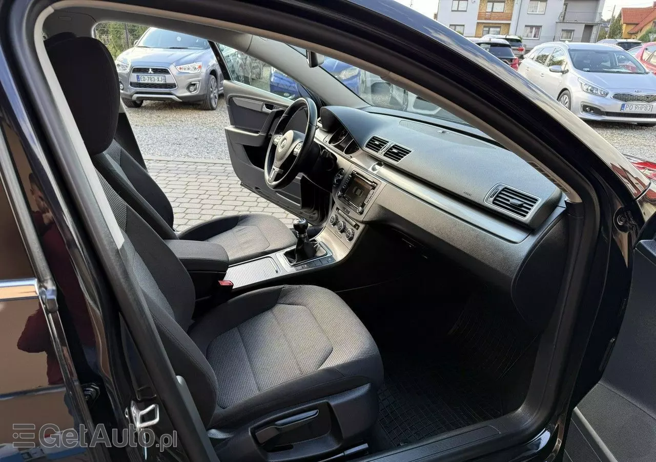 VOLKSWAGEN Passat 1.8 TSI Comfortline