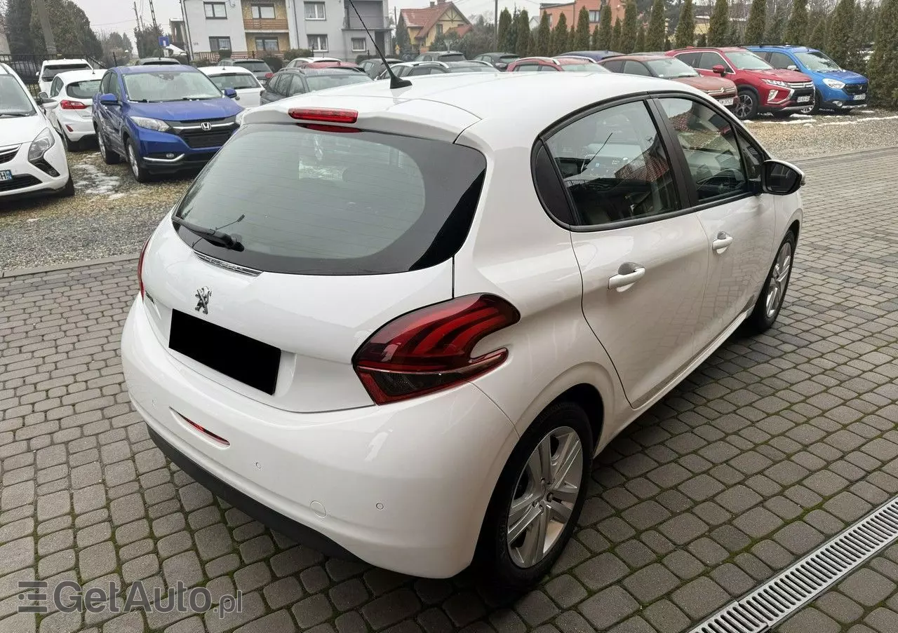 PEUGEOT 208 1.2 PureTech GPF Signature S&S