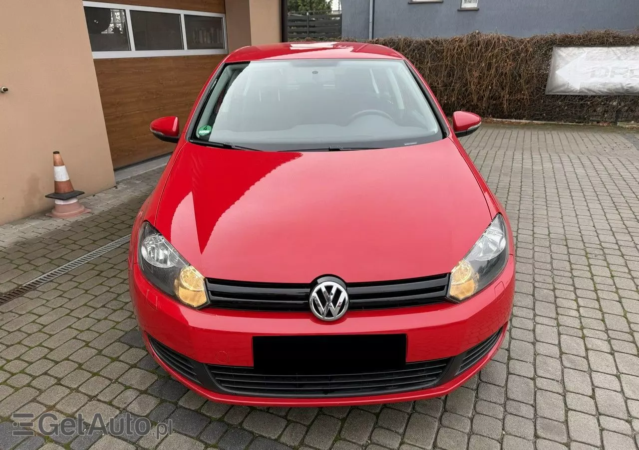 VOLKSWAGEN Golf 1.6 DSG Trendline