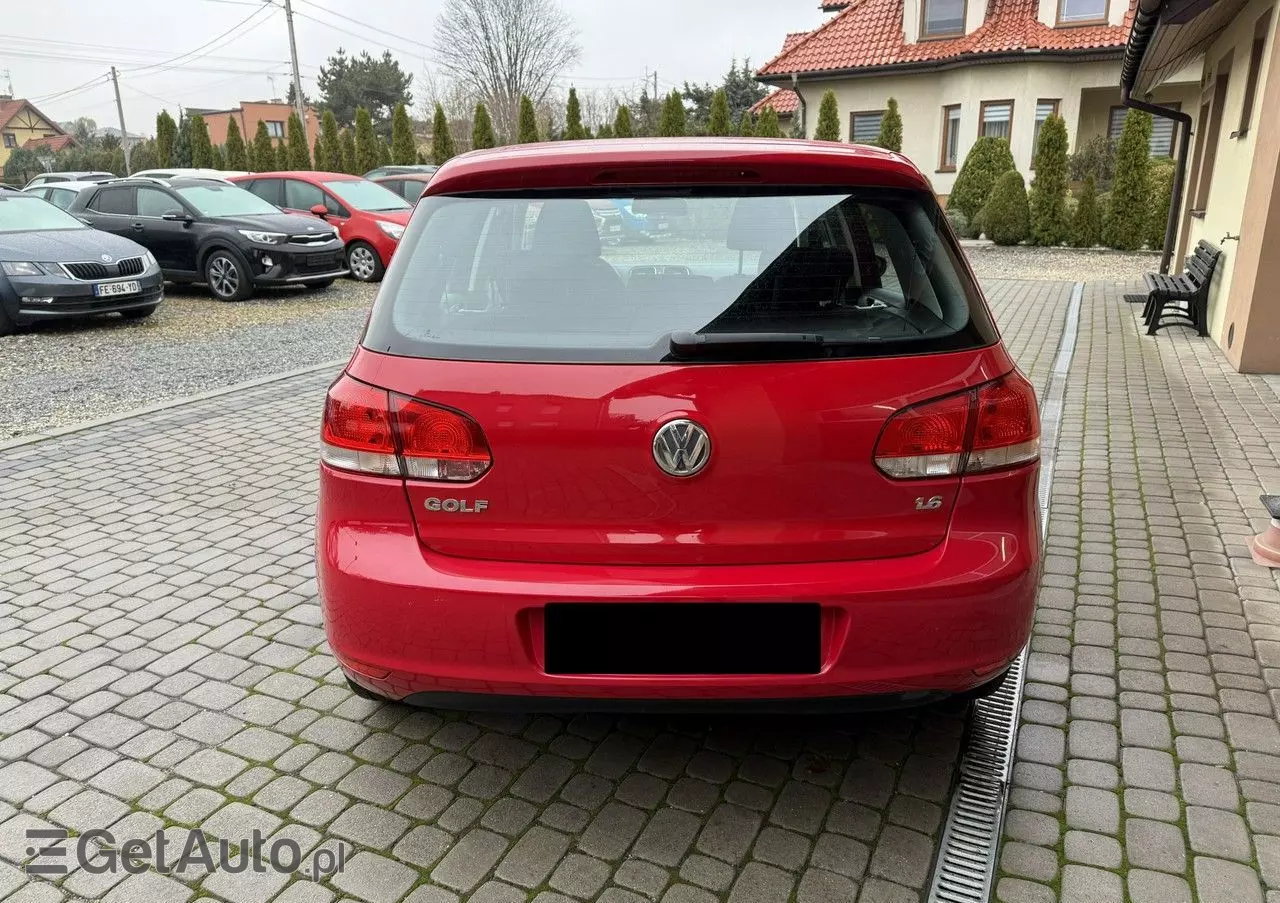 VOLKSWAGEN Golf 1.6 DSG Trendline