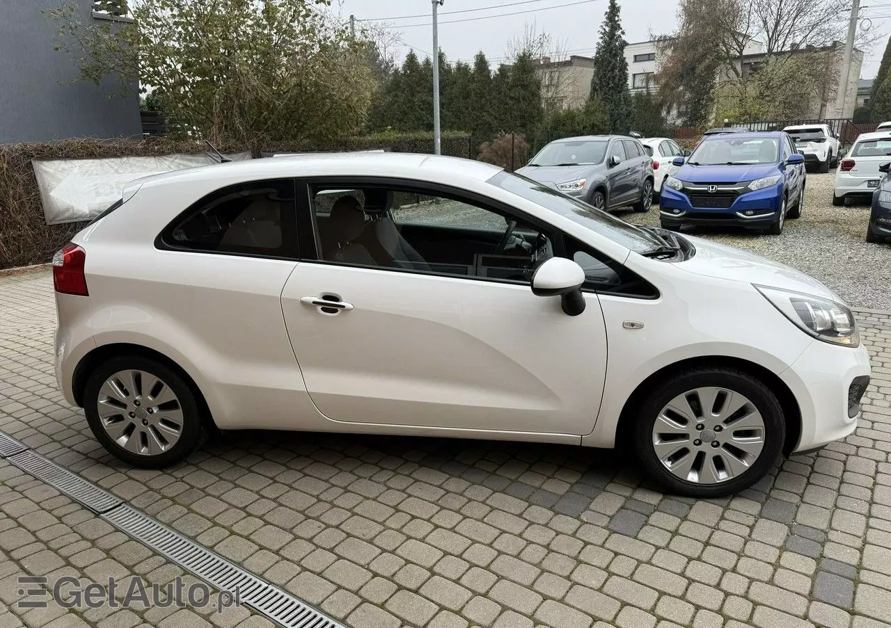 KIA Rio 1.2 M