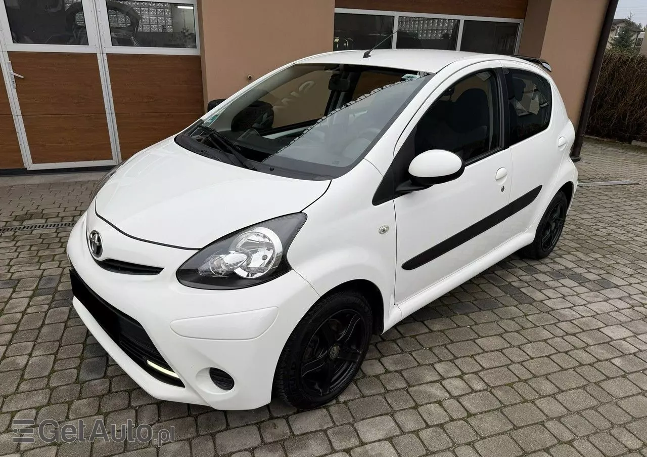 TOYOTA Aygo Cool&Go