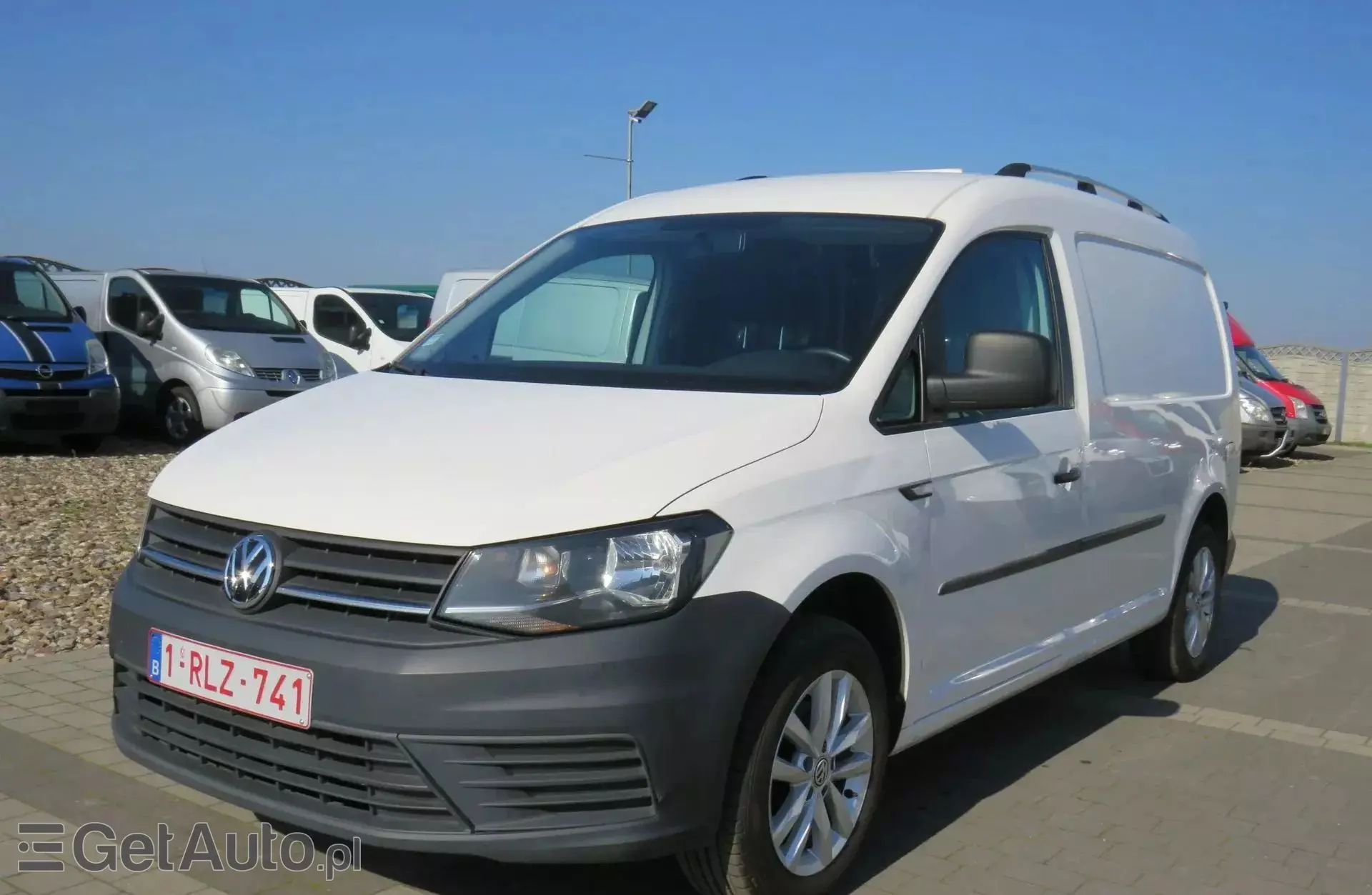 VOLKSWAGEN Caddy 