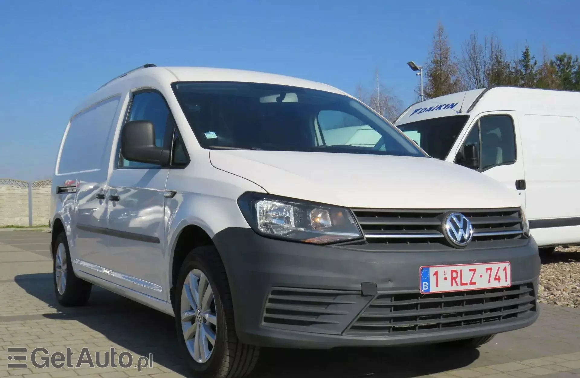 VOLKSWAGEN Caddy 