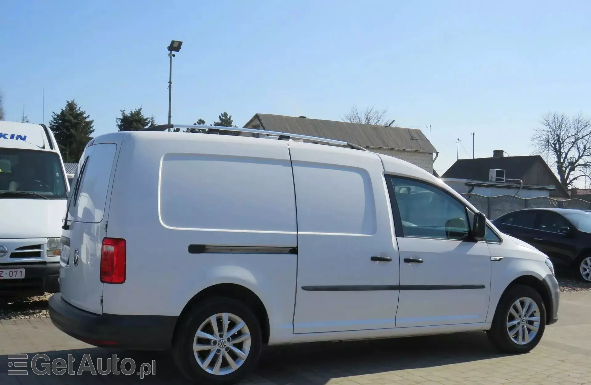 VOLKSWAGEN Caddy 