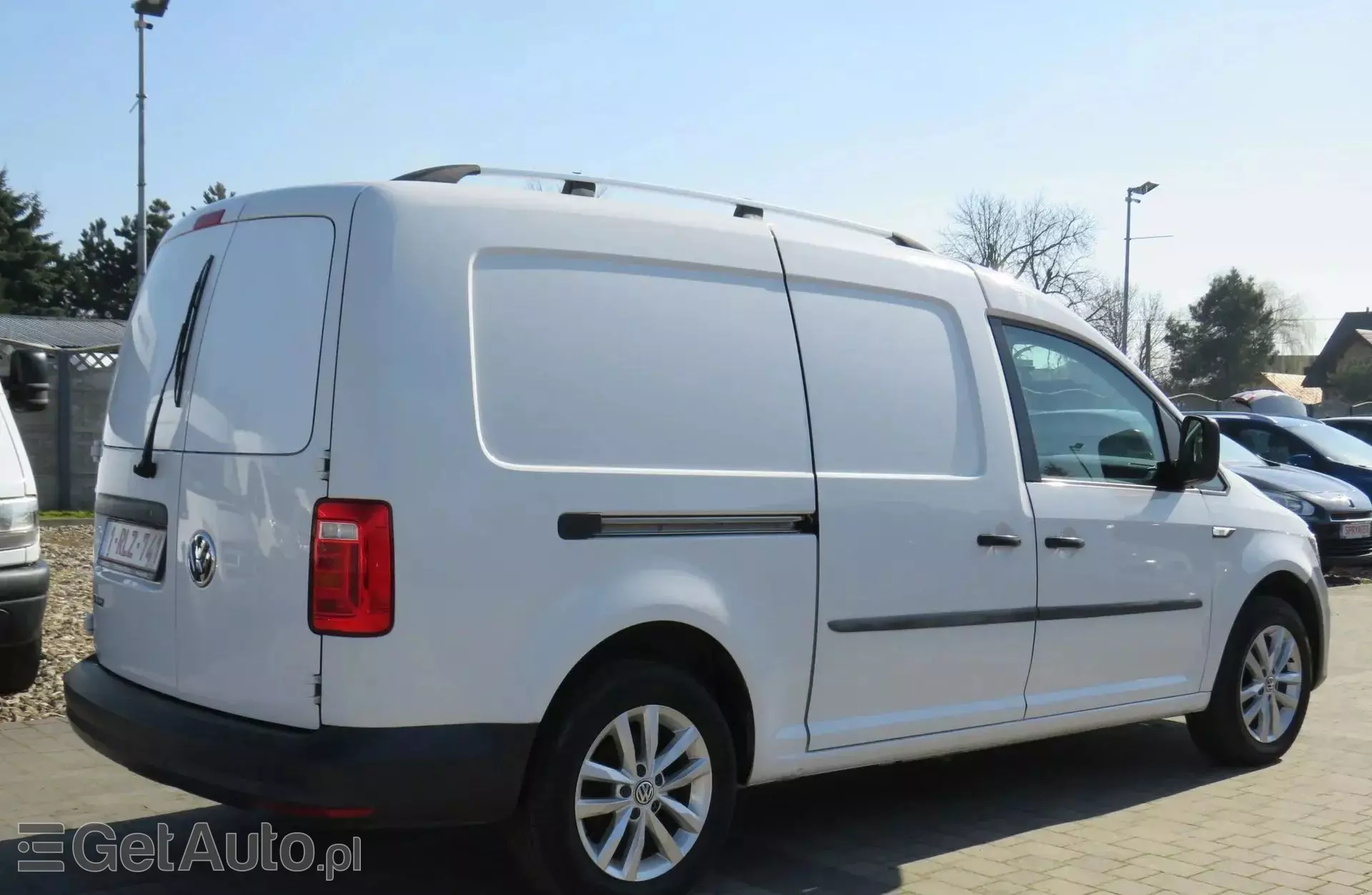 VOLKSWAGEN Caddy 