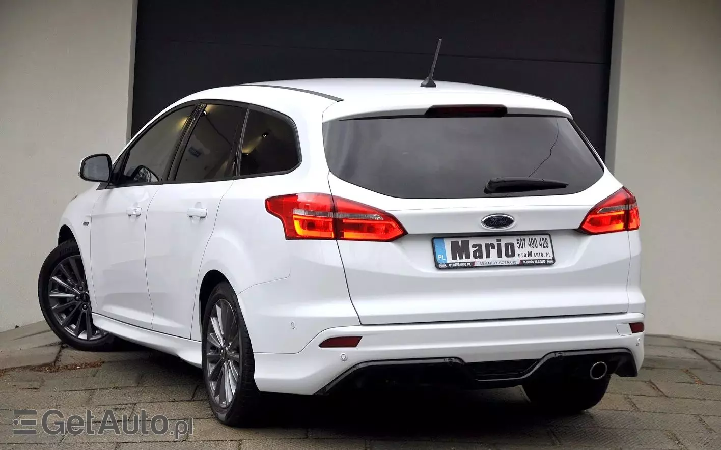 FORD Focus 1.5 EcoBoost Start-Stopp-System ST-LINE