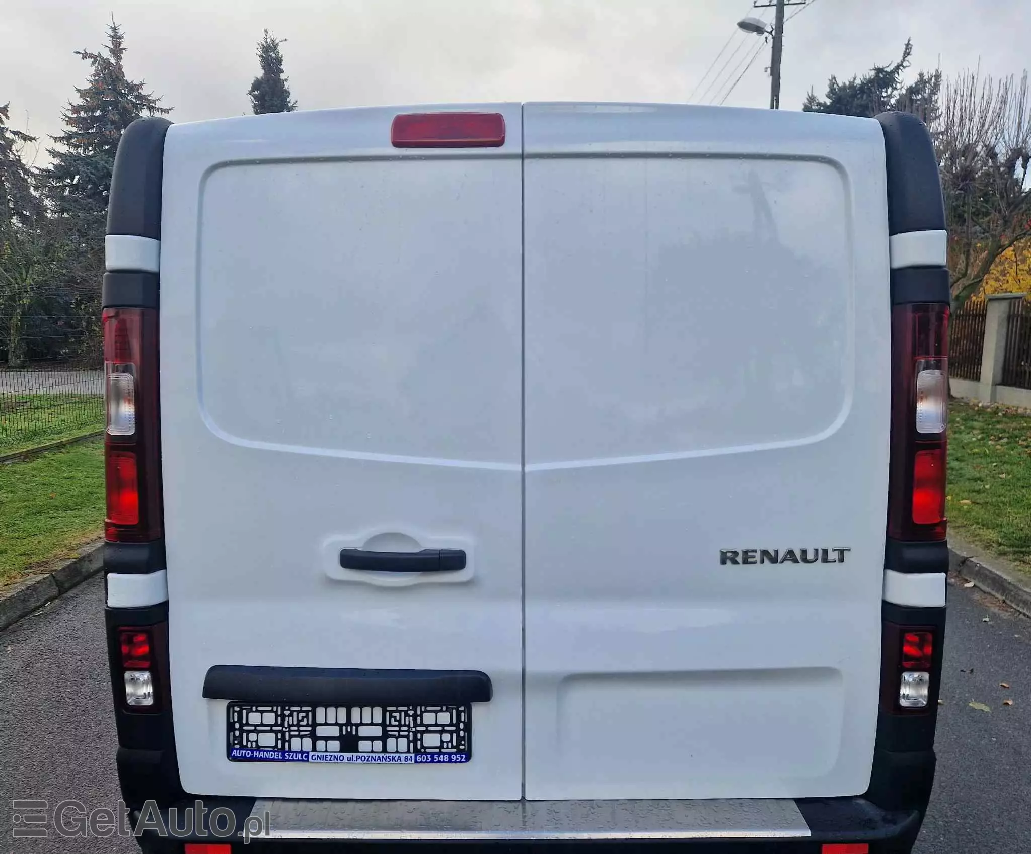 RENAULT Trafic 