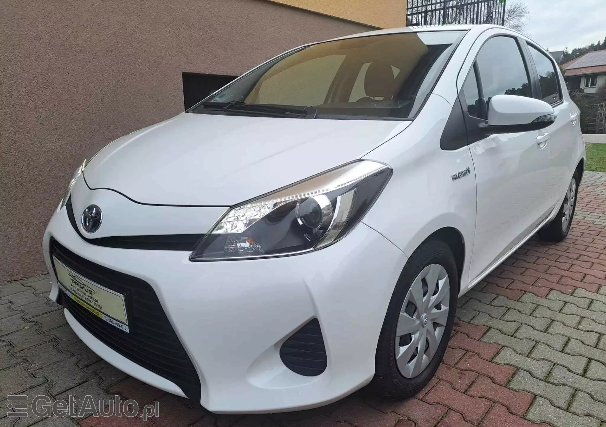 TOYOTA Yaris Hybrid 1.5 VVT-i Comfort