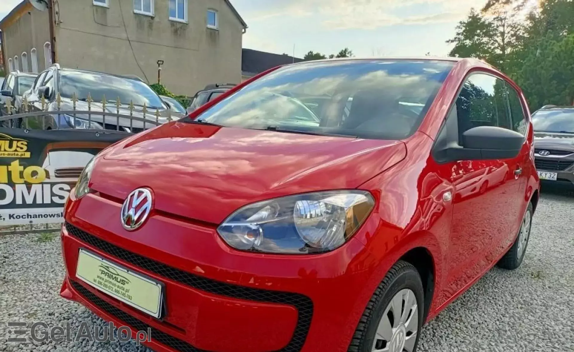 VOLKSWAGEN Up! 