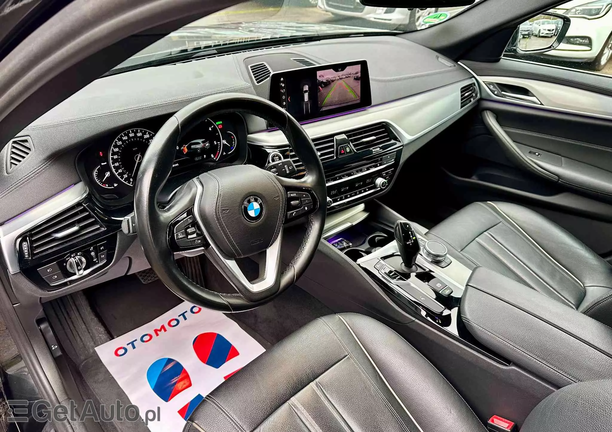 BMW Seria 5 520d Luxury Line