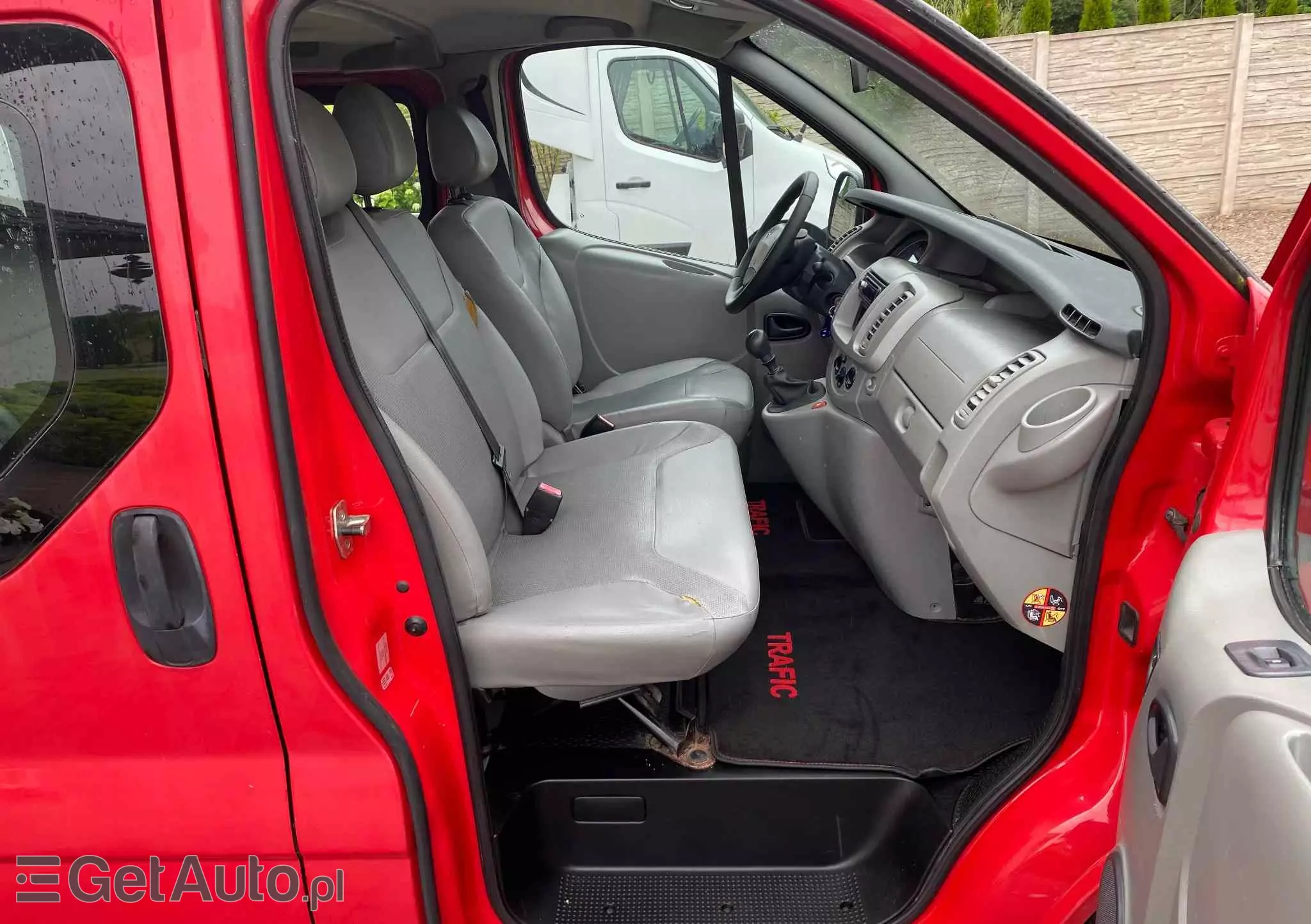 RENAULT Trafic 2.0 dCi 90 Combi L1H1